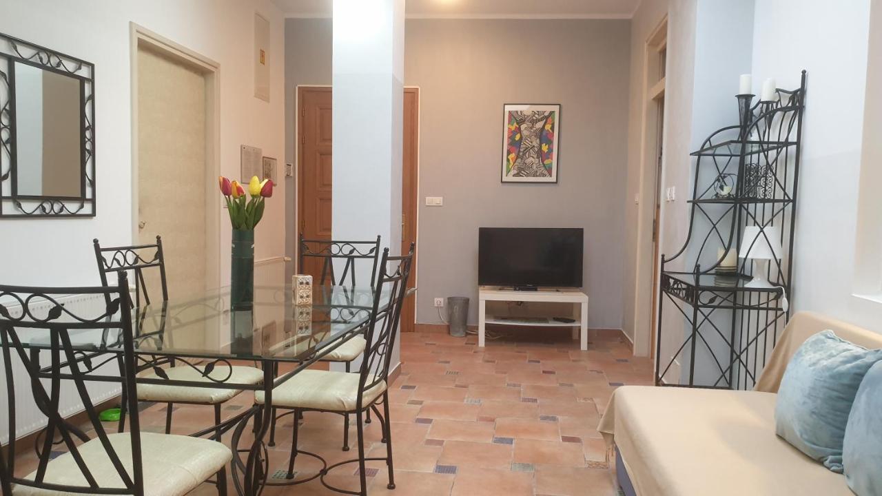 Apartmani N.May'S Karlovac Exteriér fotografie